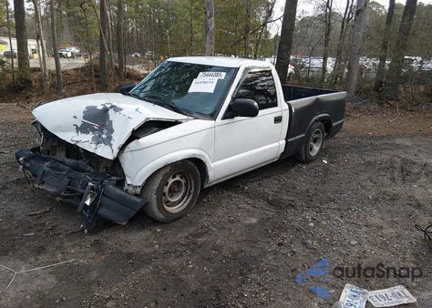 2003 Chevrolet S-10 from USA, damaged, VIN 1GCCS14H738231951